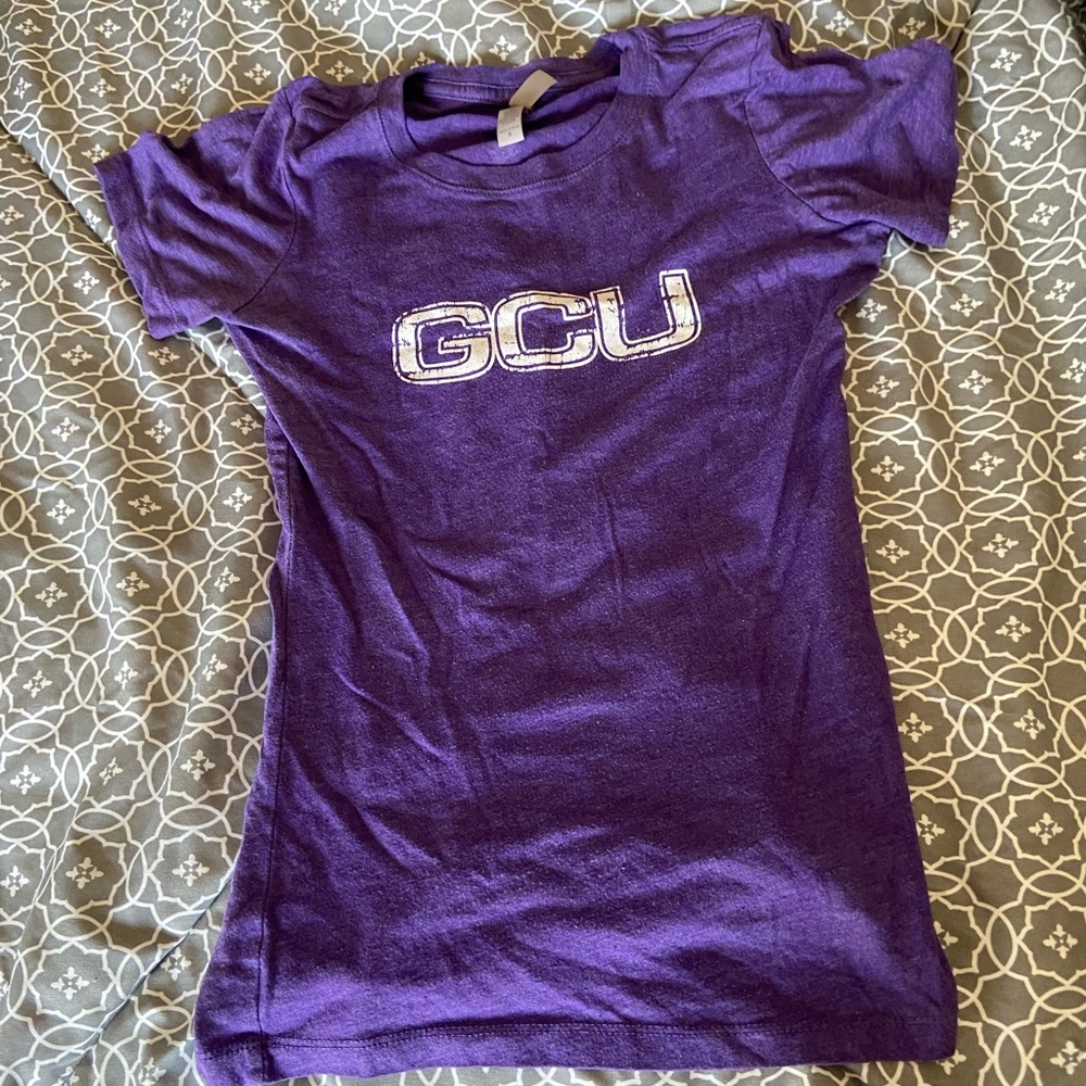 GCU stretchy tshirt